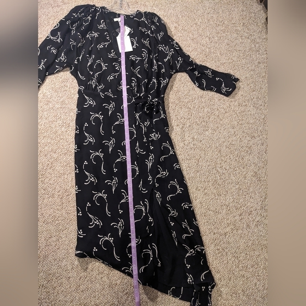Joie Asymmetrical wrap dress. Size S - Picture 7 of 9